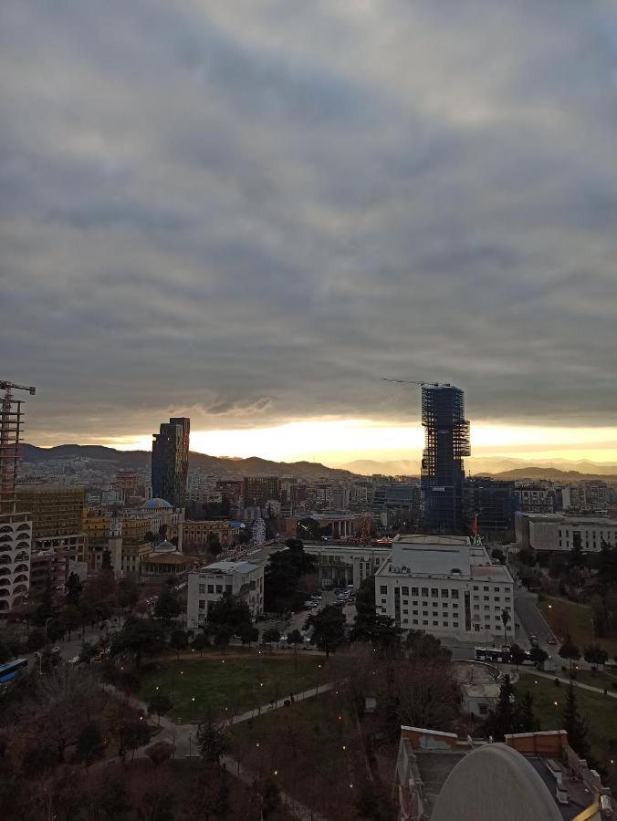 Heart Of Tirana Hotel Exterior photo